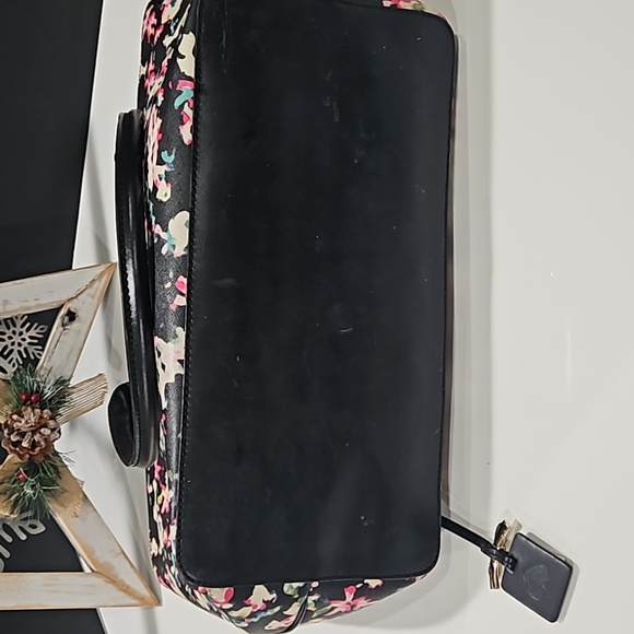 Kate Spade hand bag.  Floral design - Picture 5 of 9